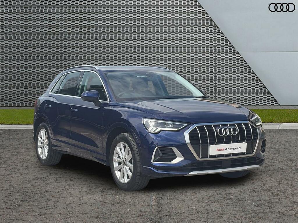 Audi Q3 Sport 35 Tfsi 150 Ps S Tronic Blue