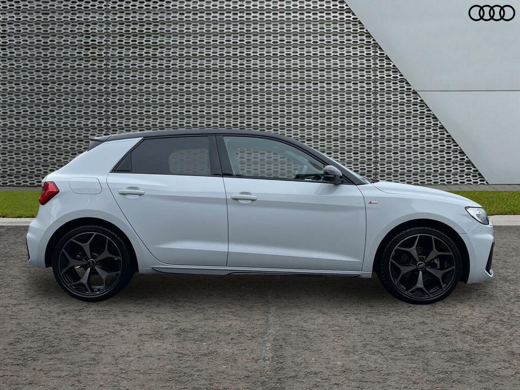 Audi A1 1.0 Tfsi 30 Black Edition Sportback S Tronic Euro White #5
