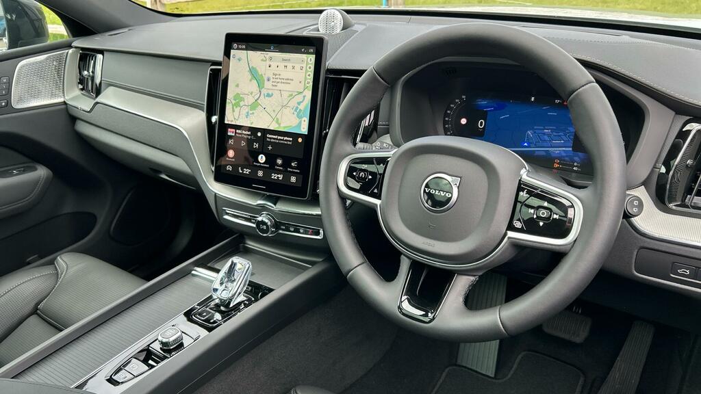 Volvo XC60 Black Edition Ultra T8 Awd Plug-in Hybrid GU26RKK Grey #4