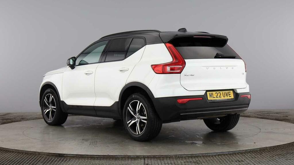 Volvo XC40 R-design T3 Climate Pack Under 9000 Miles White #3