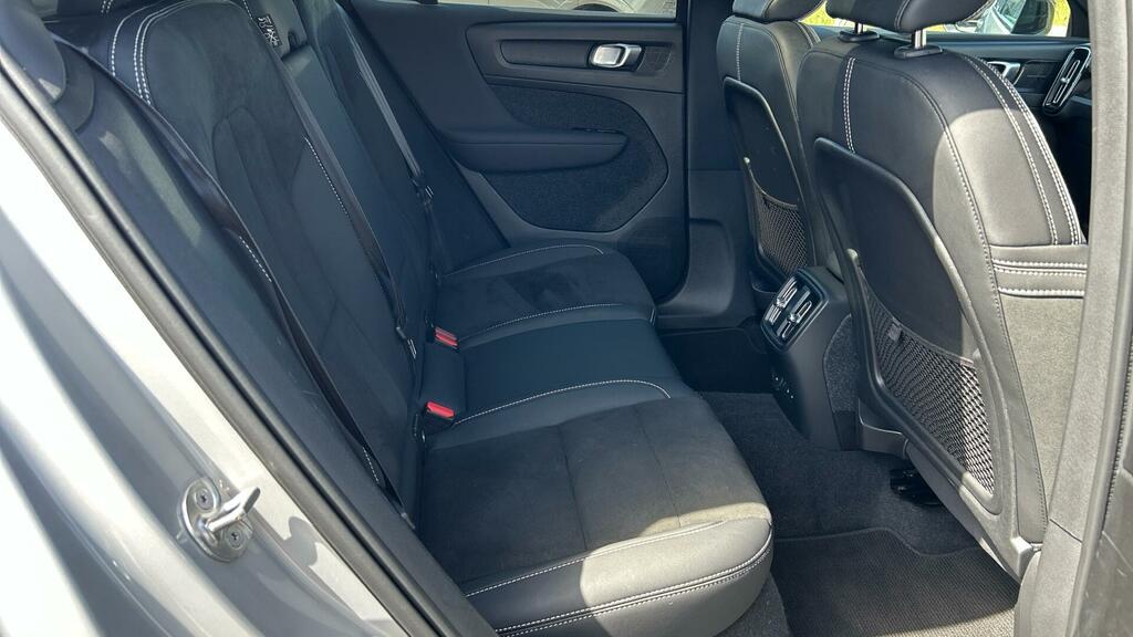 Volvo C40 Ultimate Recharge Pro Twin Motor Top Of The Range Silver #6