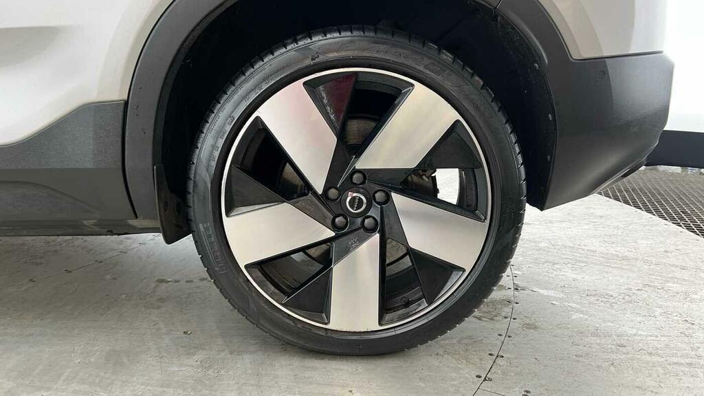 Volvo C40 Ultimate Recharge Pro Twin Motor Top Of The Range Silver #4