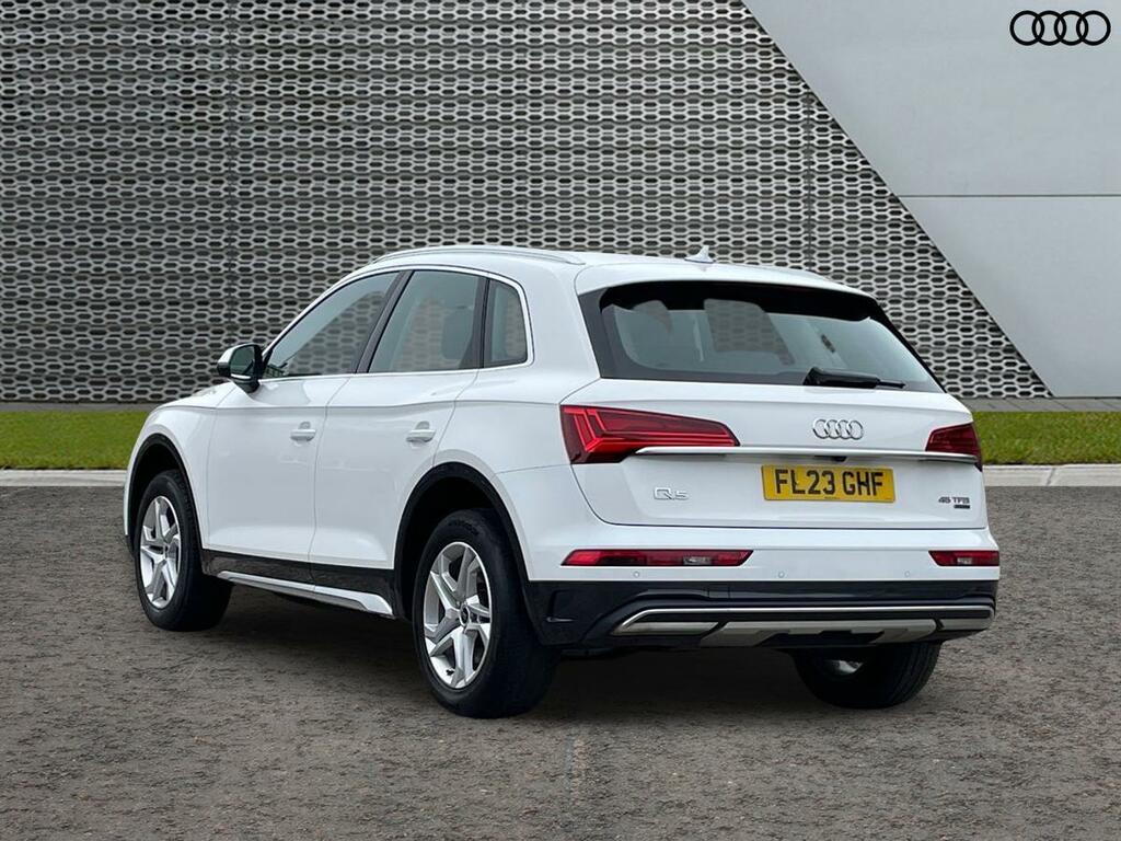 Audi Q5 Sport 45 Tfsi Quattro 265 Ps S Tronic FL23GHF White #3