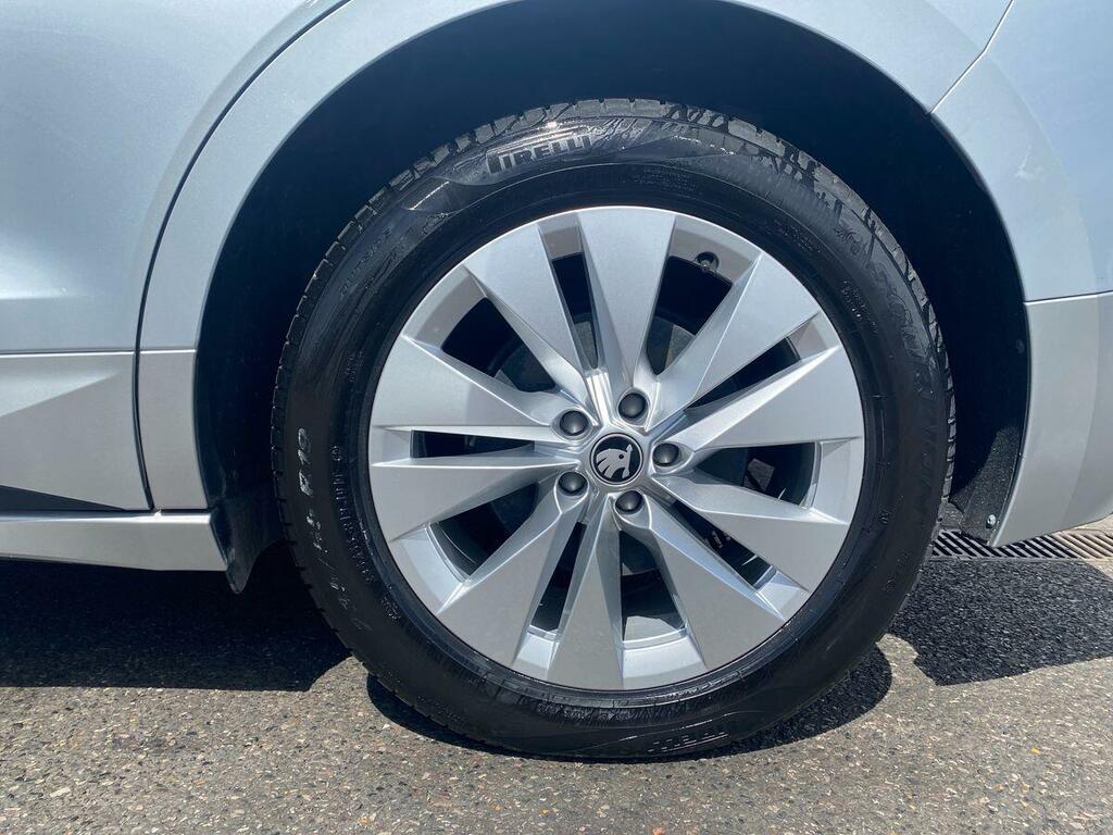 Skoda ENYAQ 150Kw 60 Se L 63Kwh Silver #6