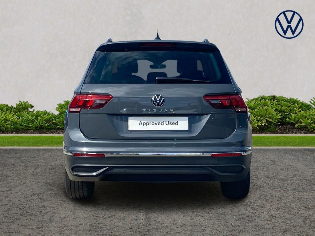 Volkswagen Tiguan 1.5 Tsi 150 Life Dsg Grey #4