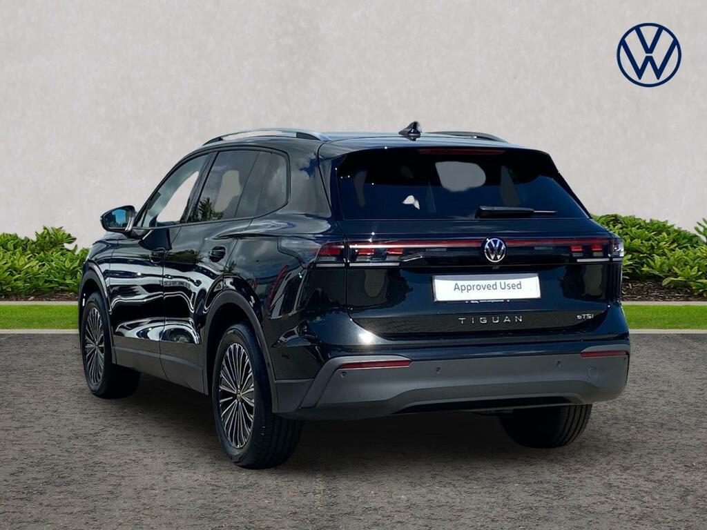 Volkswagen Tiguan 1.5 Etsi 150 Match Dsg Black #2