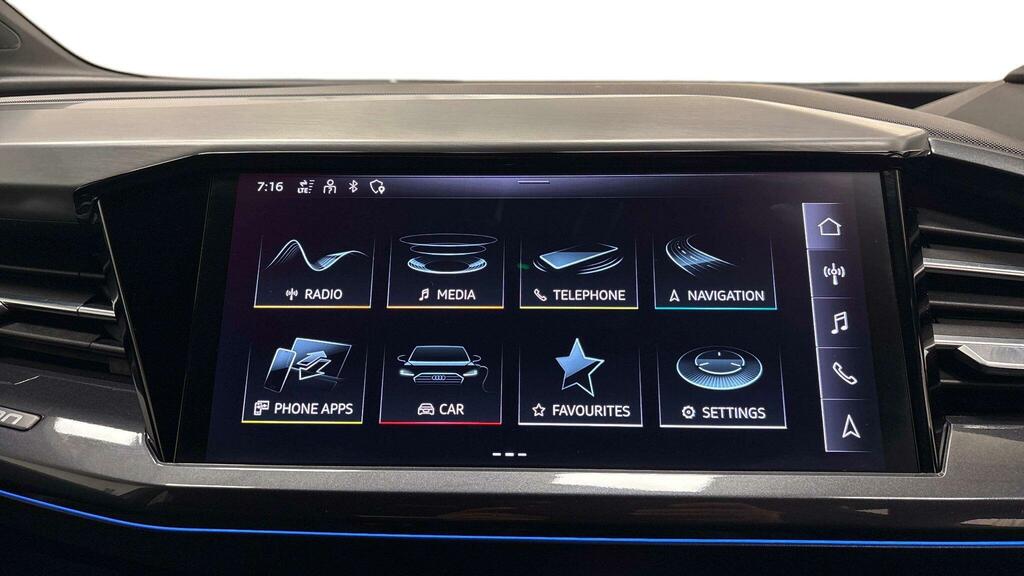 Audi Q4 E Tron 40 S Line 82Kwh Grey #6