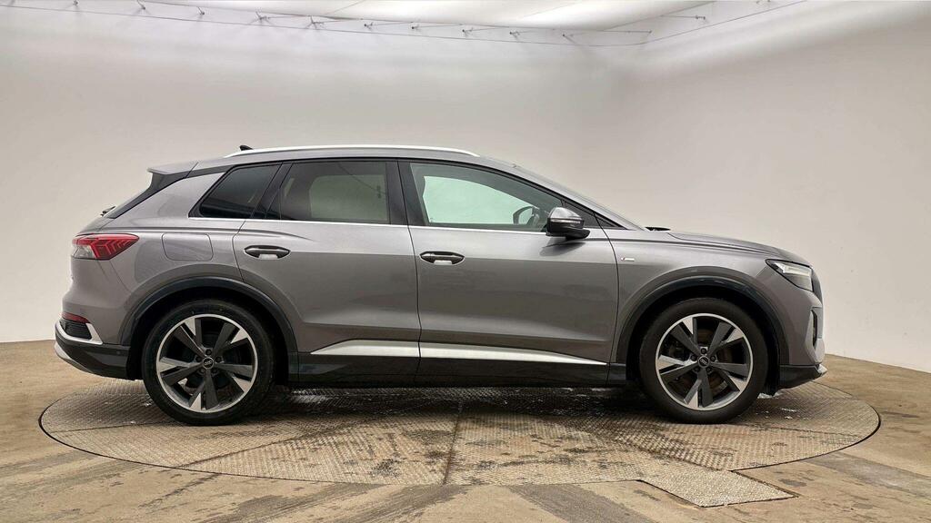 Audi Q4 E Tron 40 S Line 82Kwh Grey #3