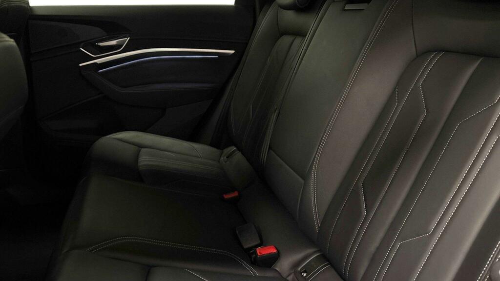 Audi E-tron 55 S Line Quattro 95Kwh 11Kw Charger Blue #6