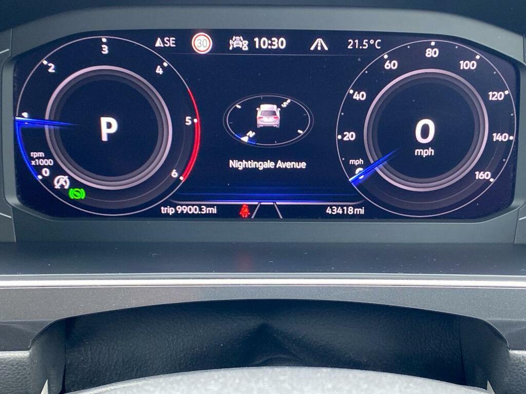 Volkswagen Tiguan Allspace 2.0 Tdi Elegance Suv Dsg 4Motion Black #26