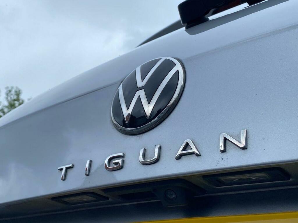 Volkswagen Tiguan Allspace 2.0 Tdi Elegance Suv Dsg 4Motion Black #20