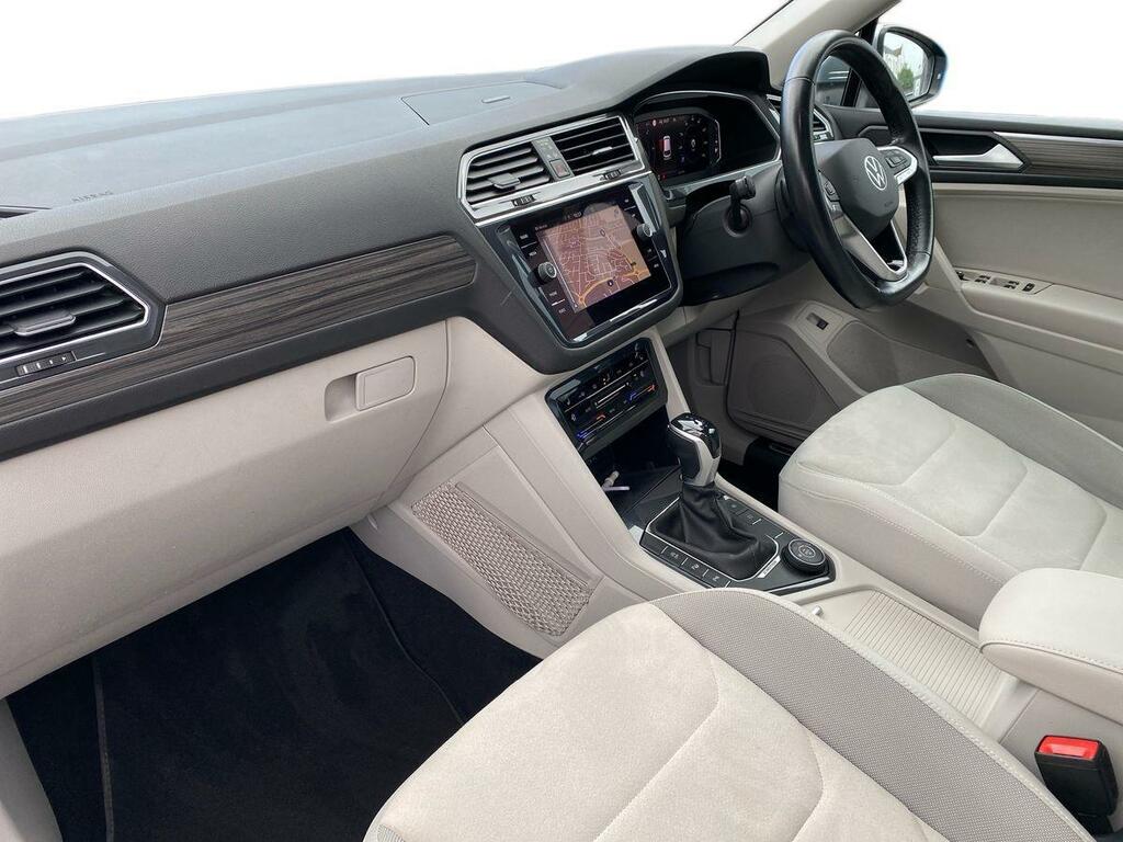 Volkswagen Tiguan Allspace 2.0 Tdi Elegance Suv Dsg 4Motion Black #7