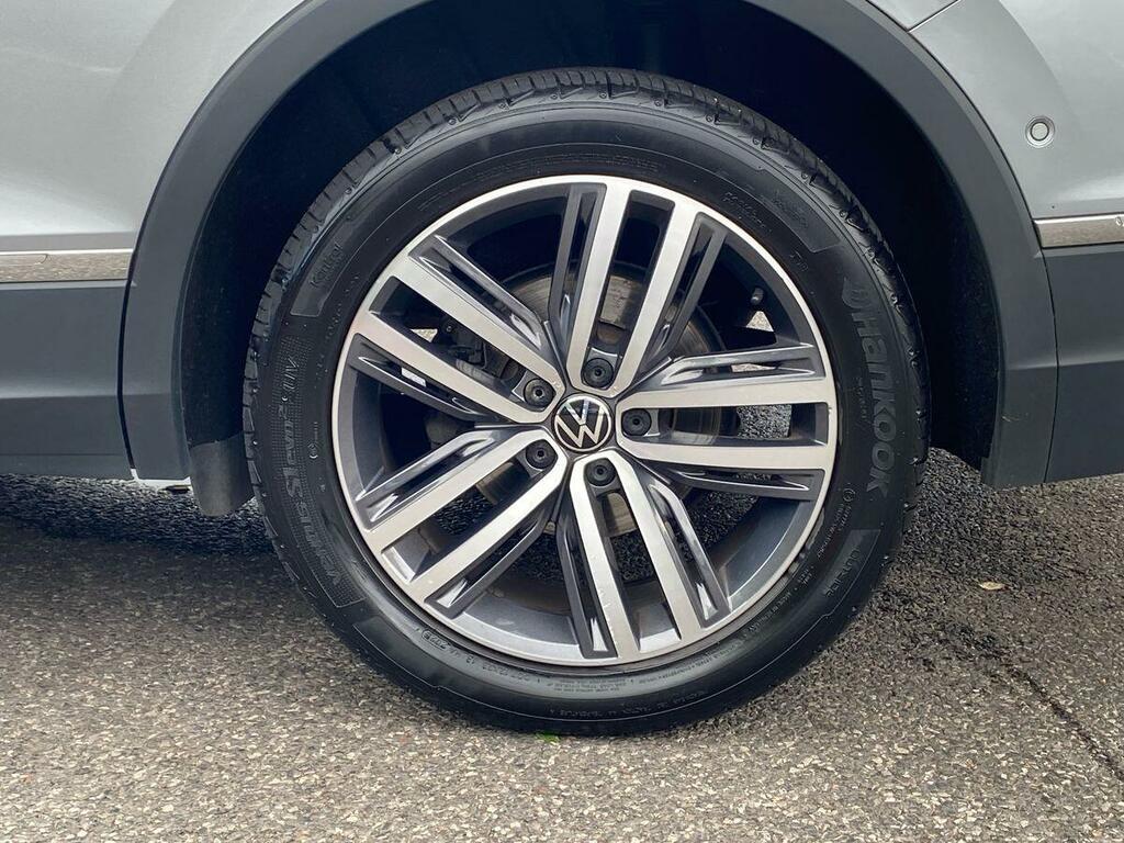 Volkswagen Tiguan Allspace 2.0 Tdi Elegance Suv Dsg 4Motion Black #22