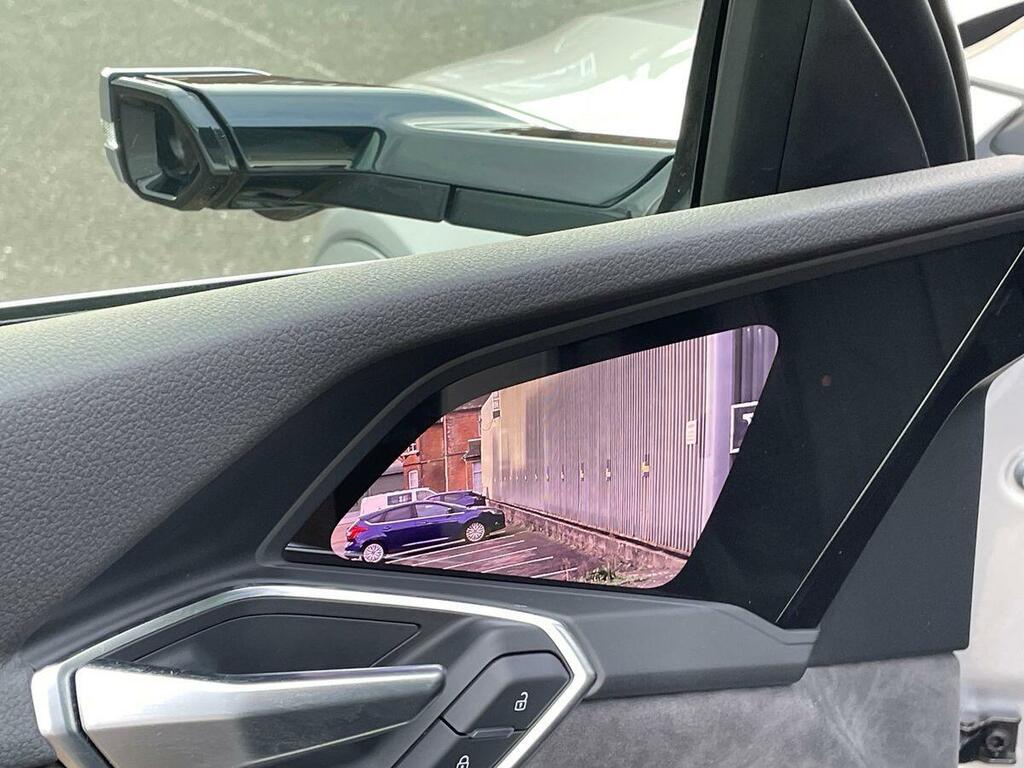 Audi E-tron Base Blue #40