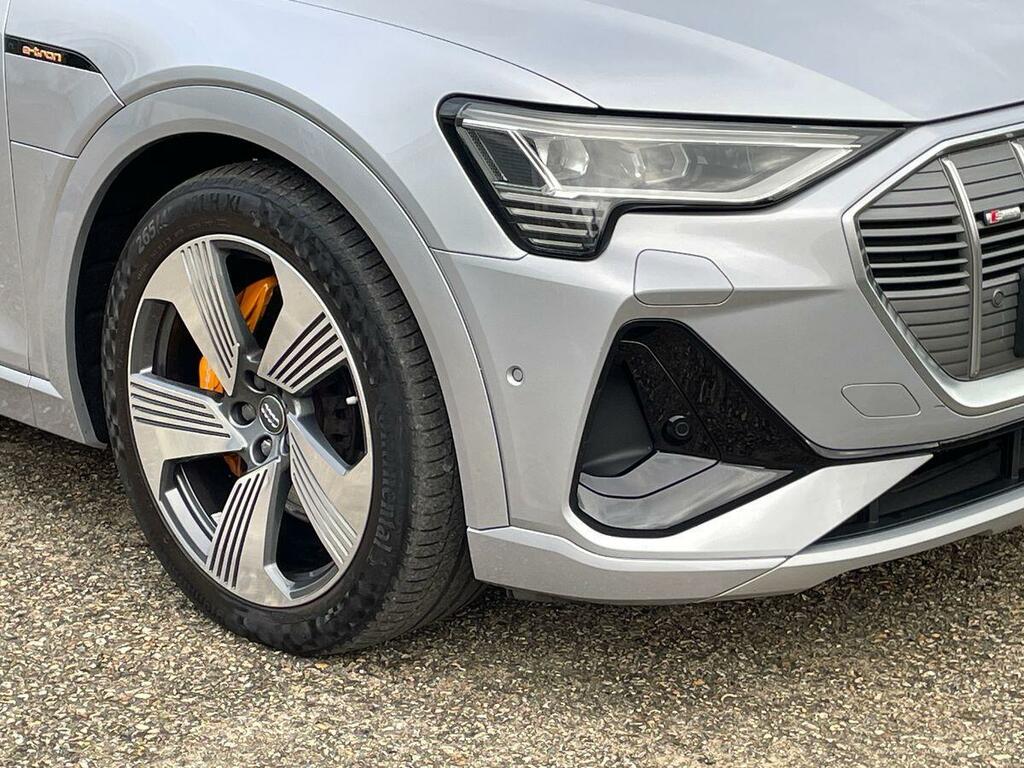 Audi E-tron Base Blue #48