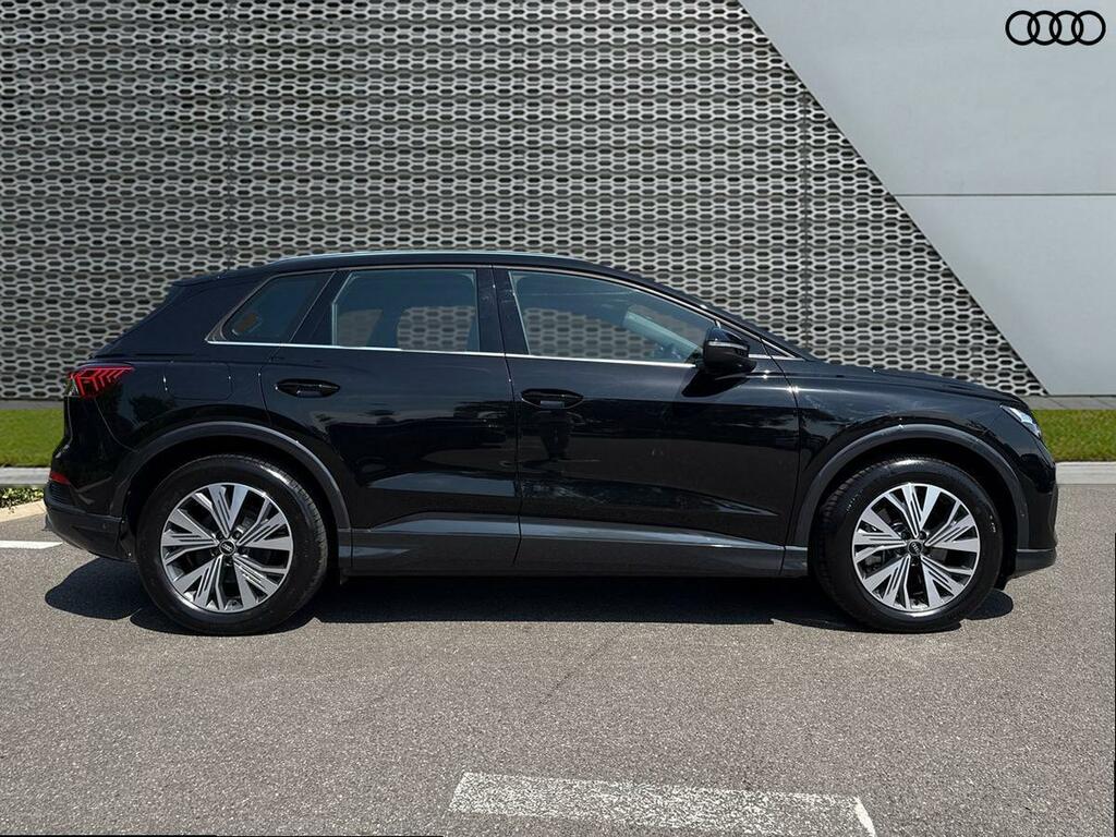 Audi Q4 E Tron Q4 Sport 40 E-tron 15000 Kw L023WTF Black #5