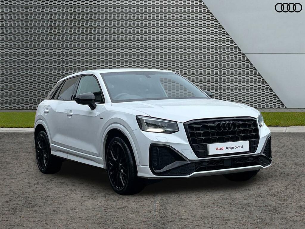Audi Q2 1.5 Tfsi Cod 35 Black Edition S Tronic Euro 6 Ss White