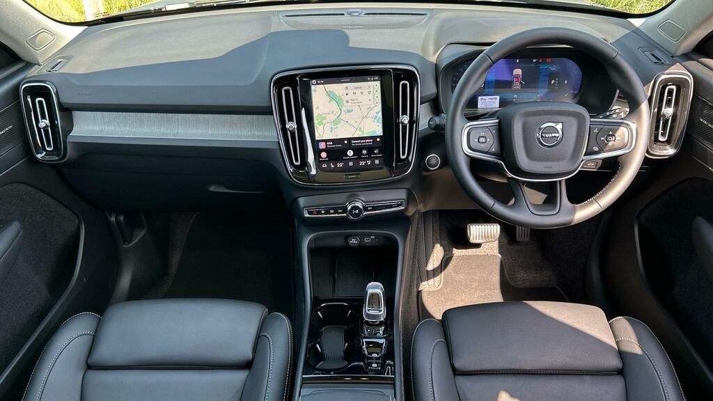 Volvo XC40 B3 Ultra Dark Mhev Employees Car Sunroof Pilot A OV75DFU Black #5