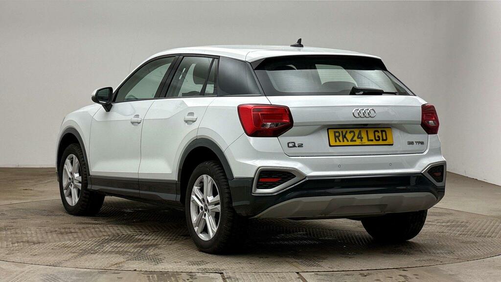Audi Q2 Sport 35 Tfsi 150 Ps 6-Speed White #2