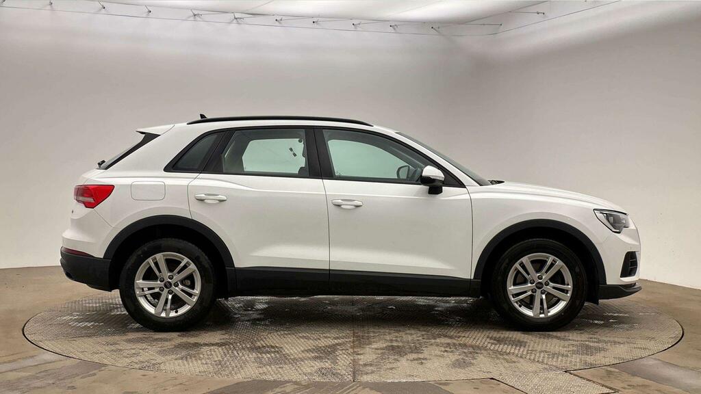 Audi Q3 Technik 35 Tfsi 150 Ps S Tronic White #3