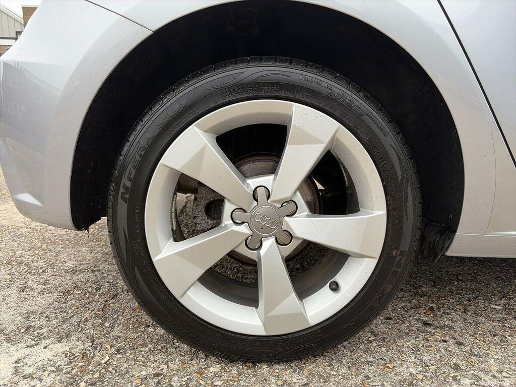 Audi A1 1.6 Tdi Sport Sportback Euro 6 Ss Silver #5