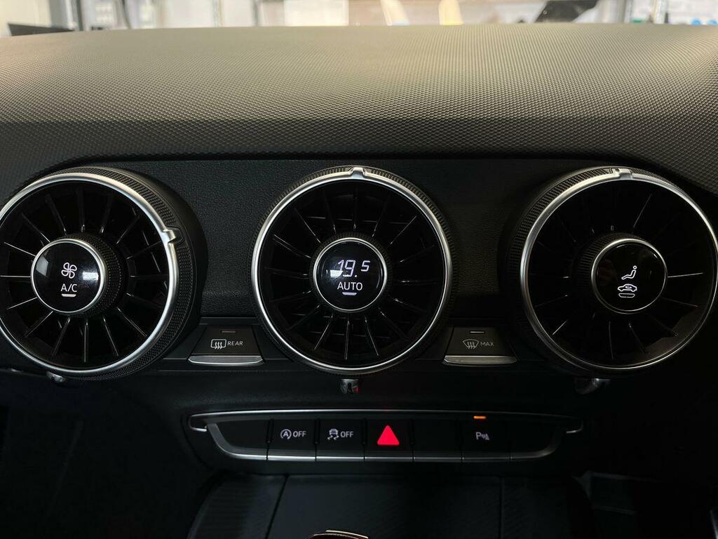 Audi TT RS Tt Rs Tfsi Quattro Vorsprung S Tronic Black #17