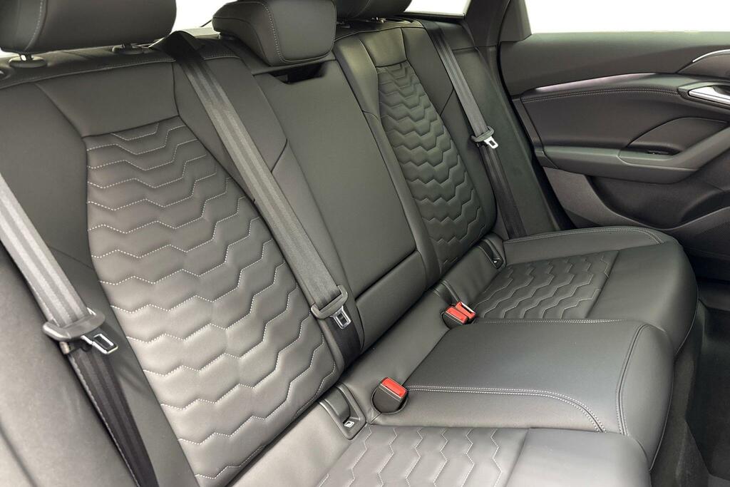 Audi A6 100Kwh Performance S Line KP75LFF White #5