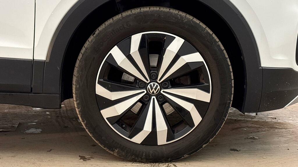 Volkswagen T-Cross 1.0 Tsi Black Edition White #5