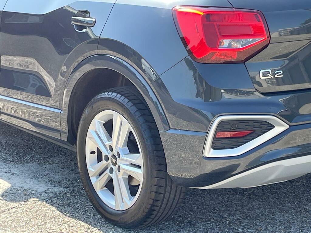 Audi Q2 35 Tfsi Black Edition S Tronic White #48