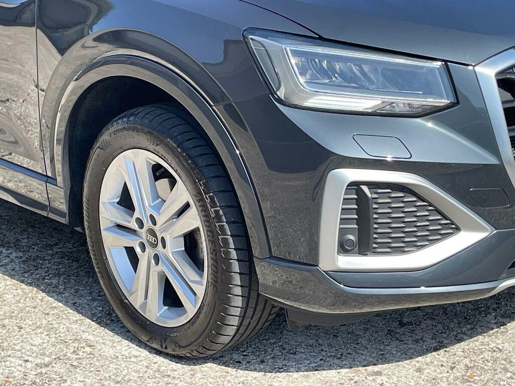 Audi Q2 35 Tfsi Black Edition S Tronic White #47