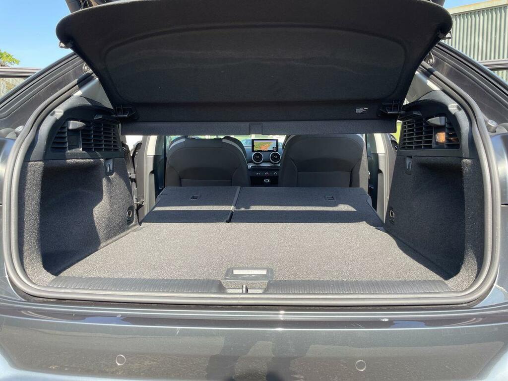 Audi Q2 35 Tfsi Black Edition S Tronic White #45