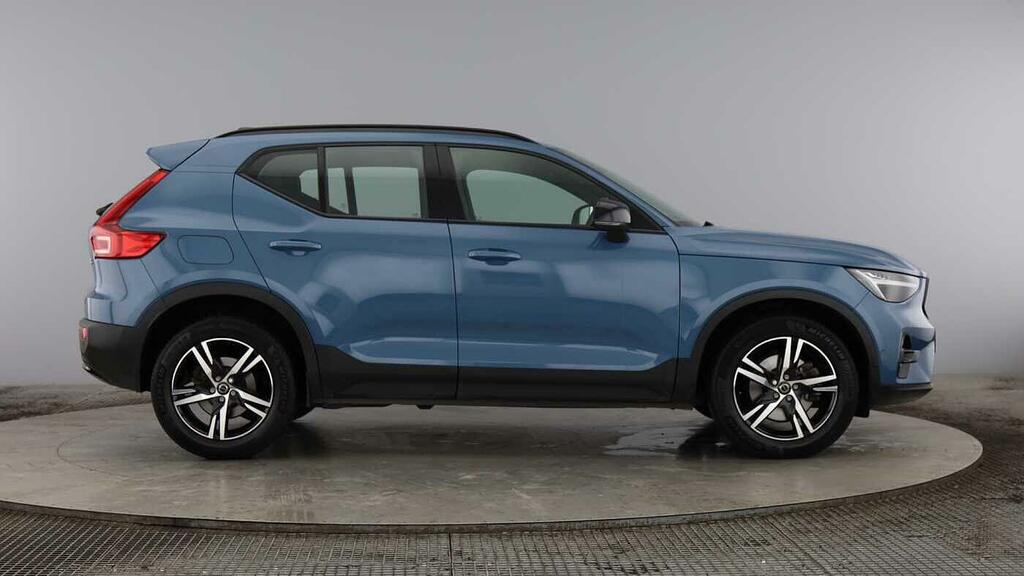 Volvo XC40 Plus B3 Mild Hybrid Dark Low Mileage BG23HLK Blue #2