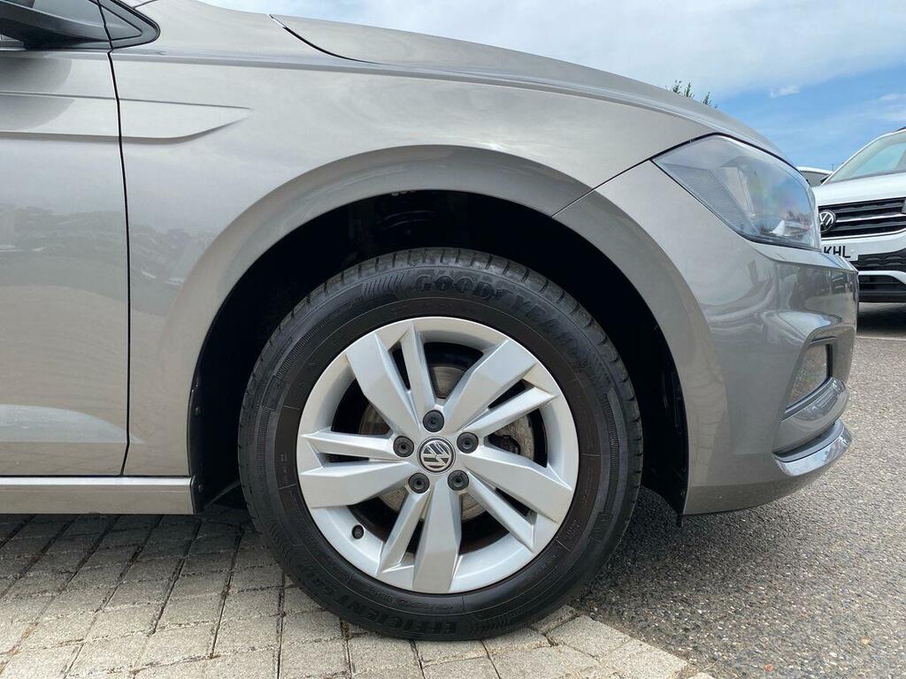 Volkswagen Polo 1.0 Se Grey #6