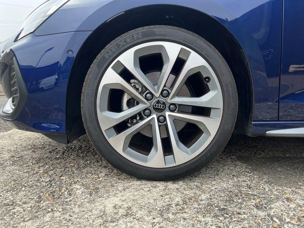 Audi A3 1.5 Tfsi 35 S Line Sportback S Tronic E Blue #5
