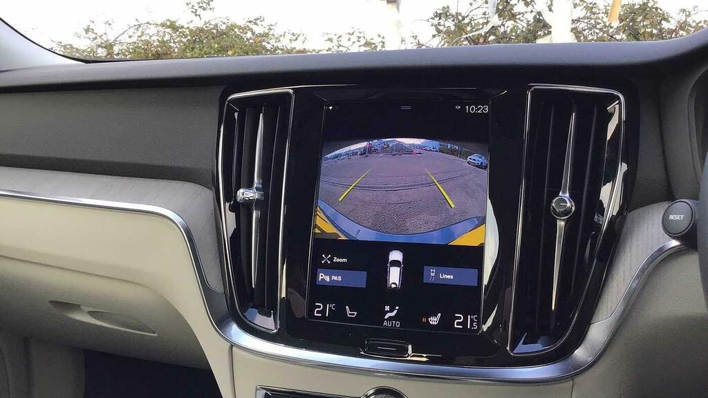 Volvo V60 Momentum, B3 Mild Hybrid Grey #22