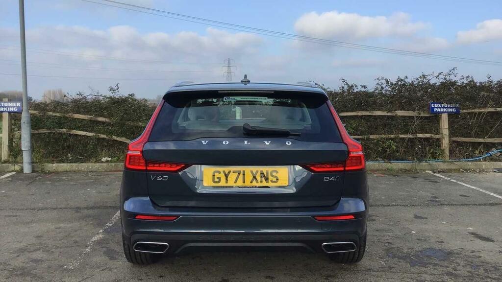 Volvo V60 Momentum, B3 Mild Hybrid Grey #46