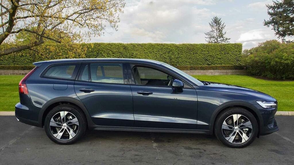 Volvo V60 2.0 B4 Mhev Estate Hybrid Awd Euro Blue #4