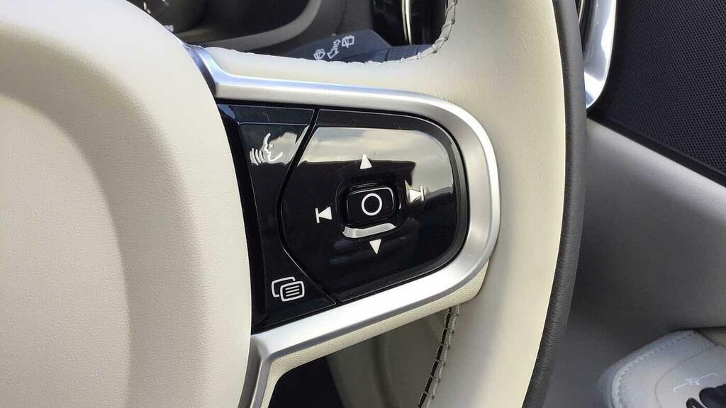 Volvo V60 Momentum, B3 Mild Hybrid Grey #12