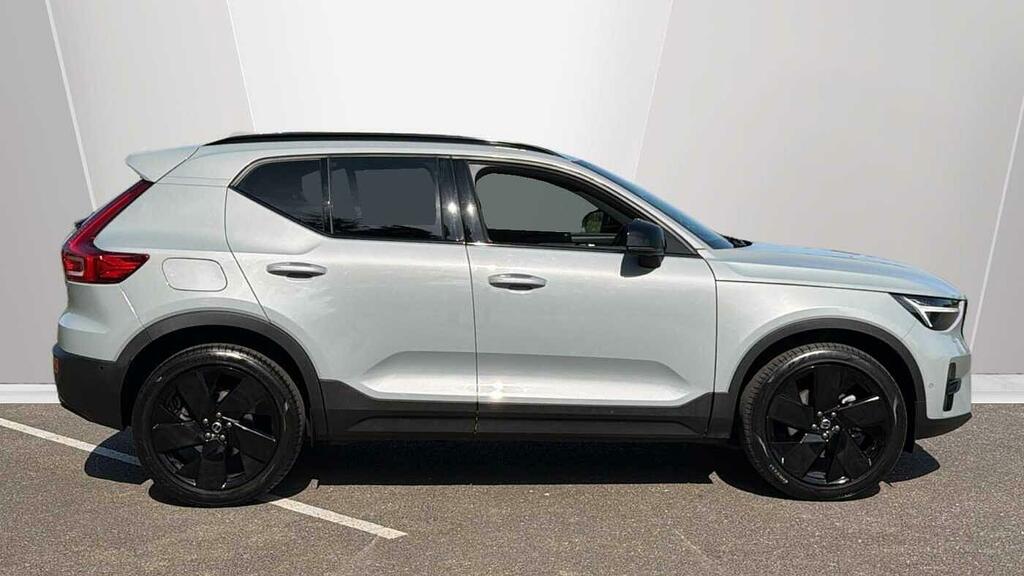 Volvo XC40 2.0 B4 Mhev Plus Black Edition Suv Hybr Grey #2