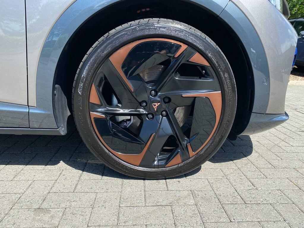 Cupra Tavascan 77Kwh V2 Suv Coupe 286 Ps Beige #6