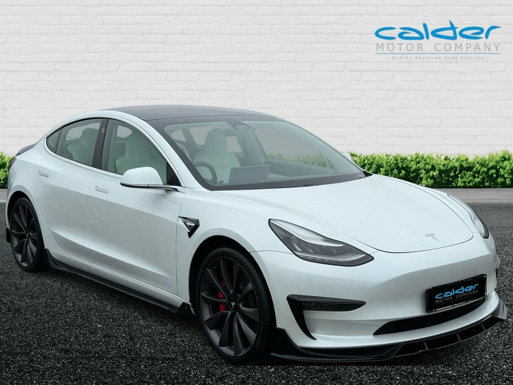 Tesla Model 3 Dual Motor Performance Saloon LG70WVH White #5