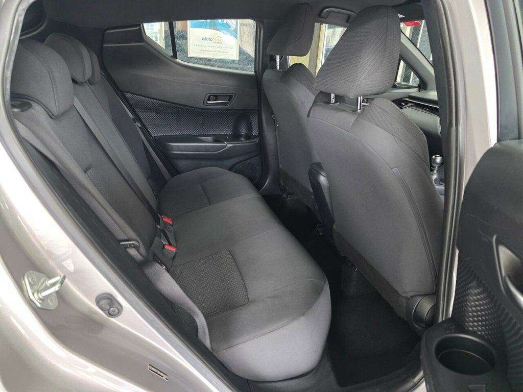 Toyota C-Hr Suv SK68FMJ Silver #3