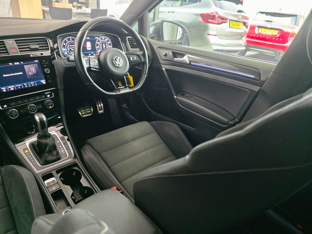 Volkswagen Golf 2L R VK19LNF Silver #6