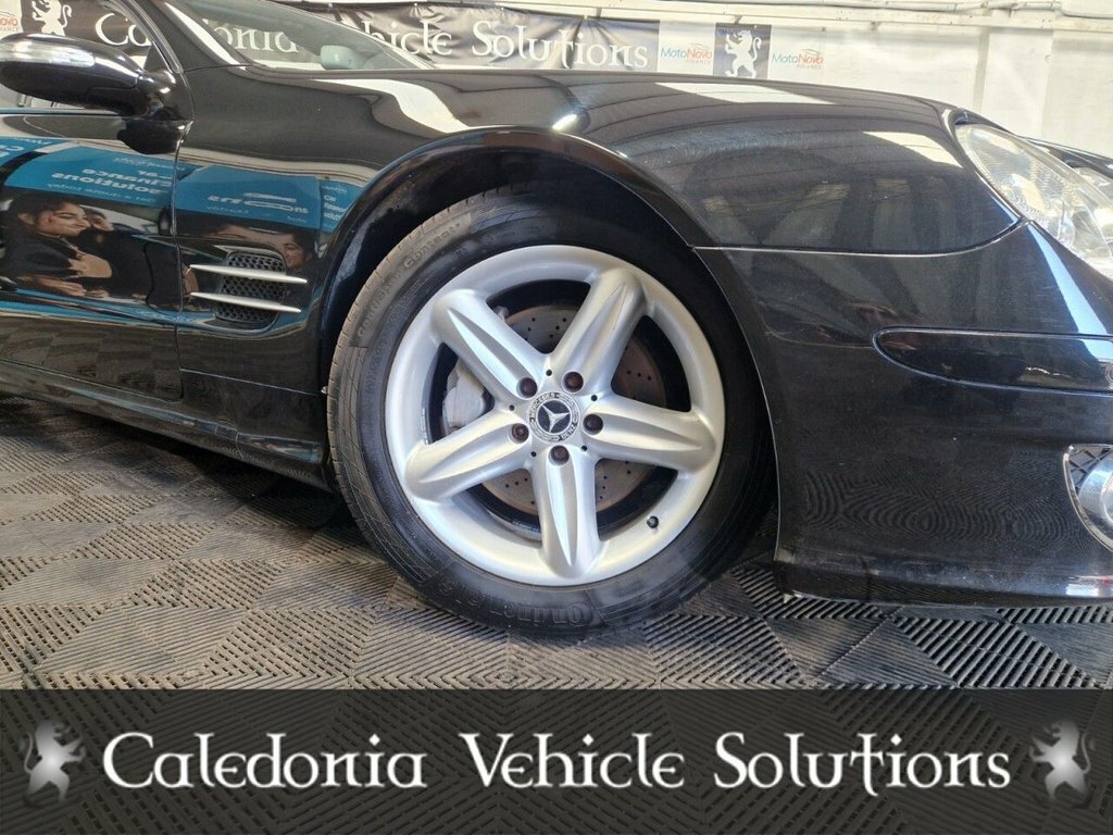 Mercedes-Benz SL Class 3.5L Null Black #2