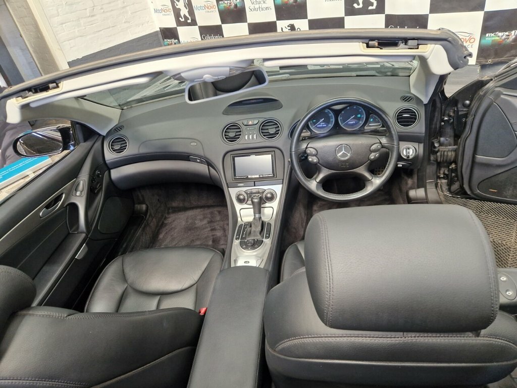 Mercedes-Benz SL Class 3.5L Null Black #3