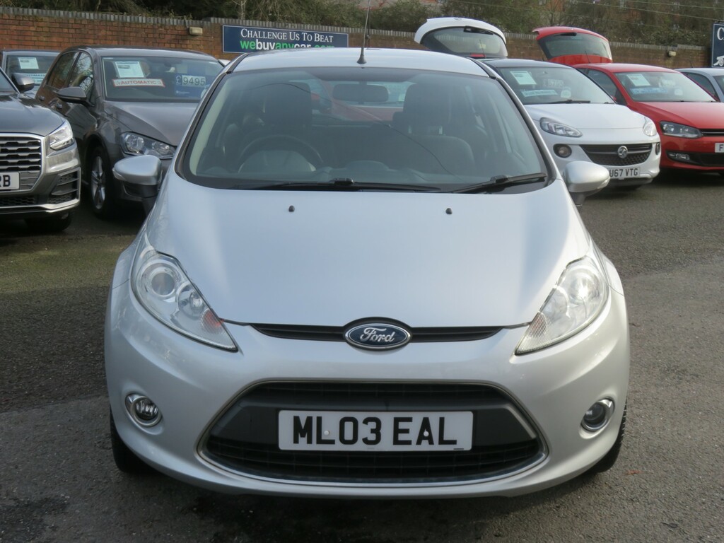 Ford Fiesta Zetec Silver #2