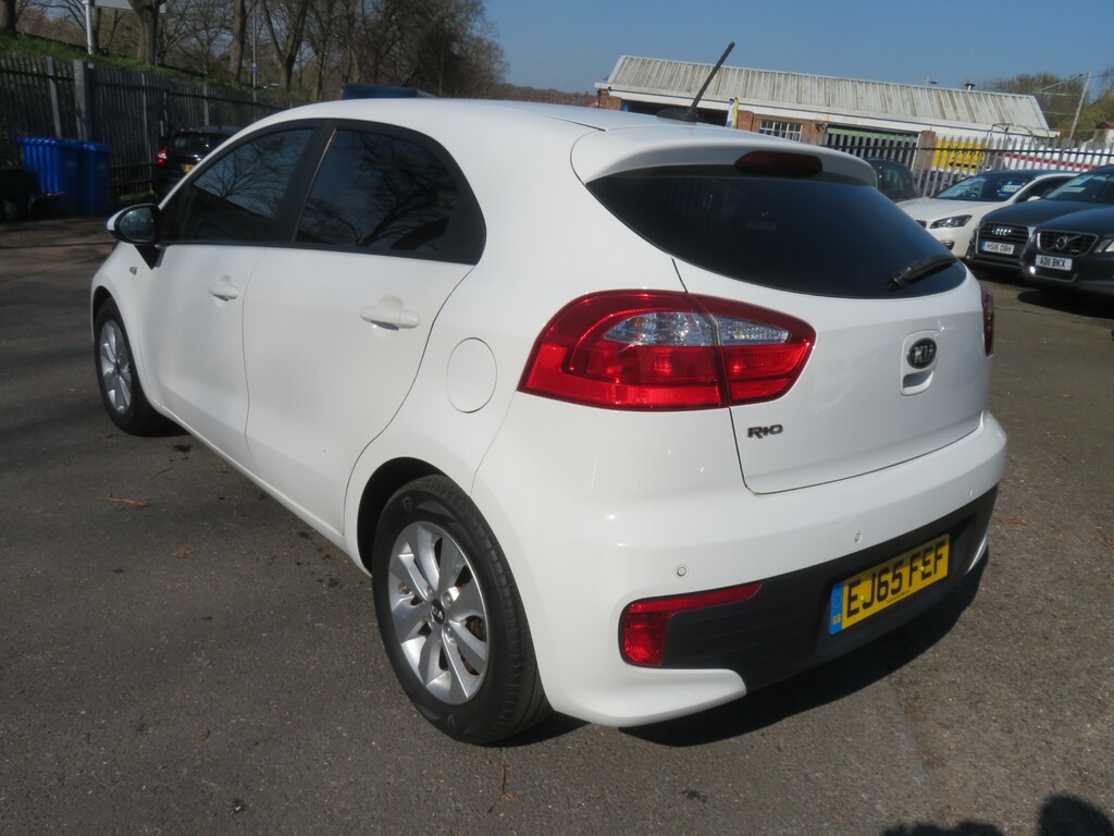 Kia RIO Sr7 White #6