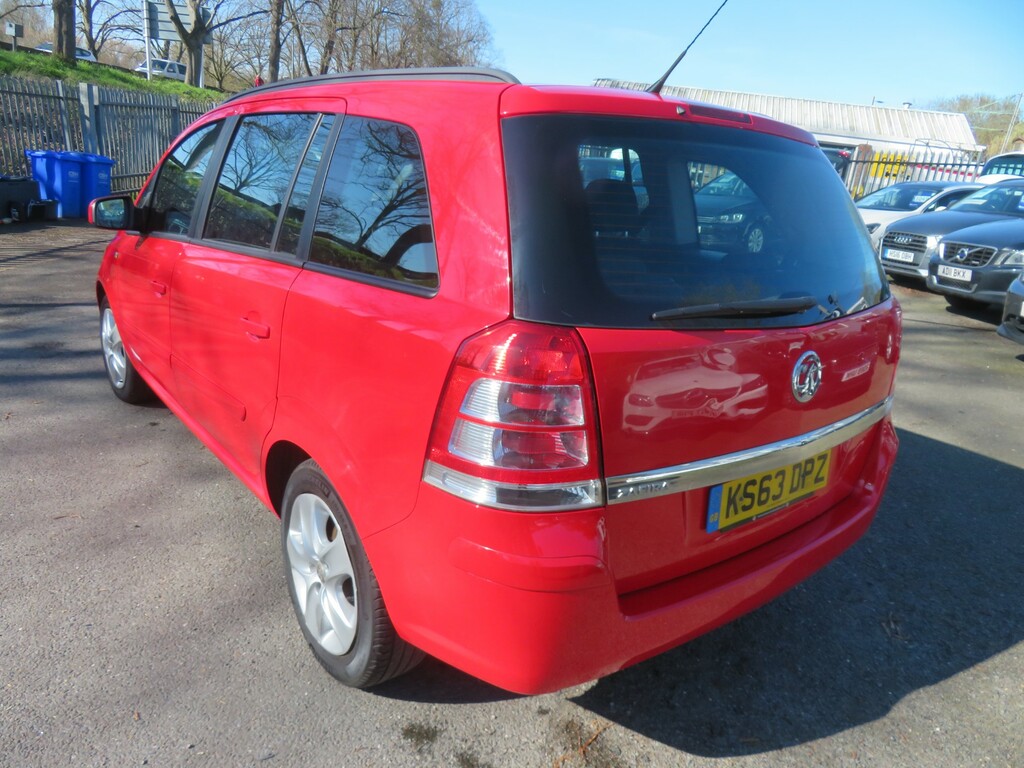 Vauxhall Zafira Exclusiv KS63DPZ Red #6