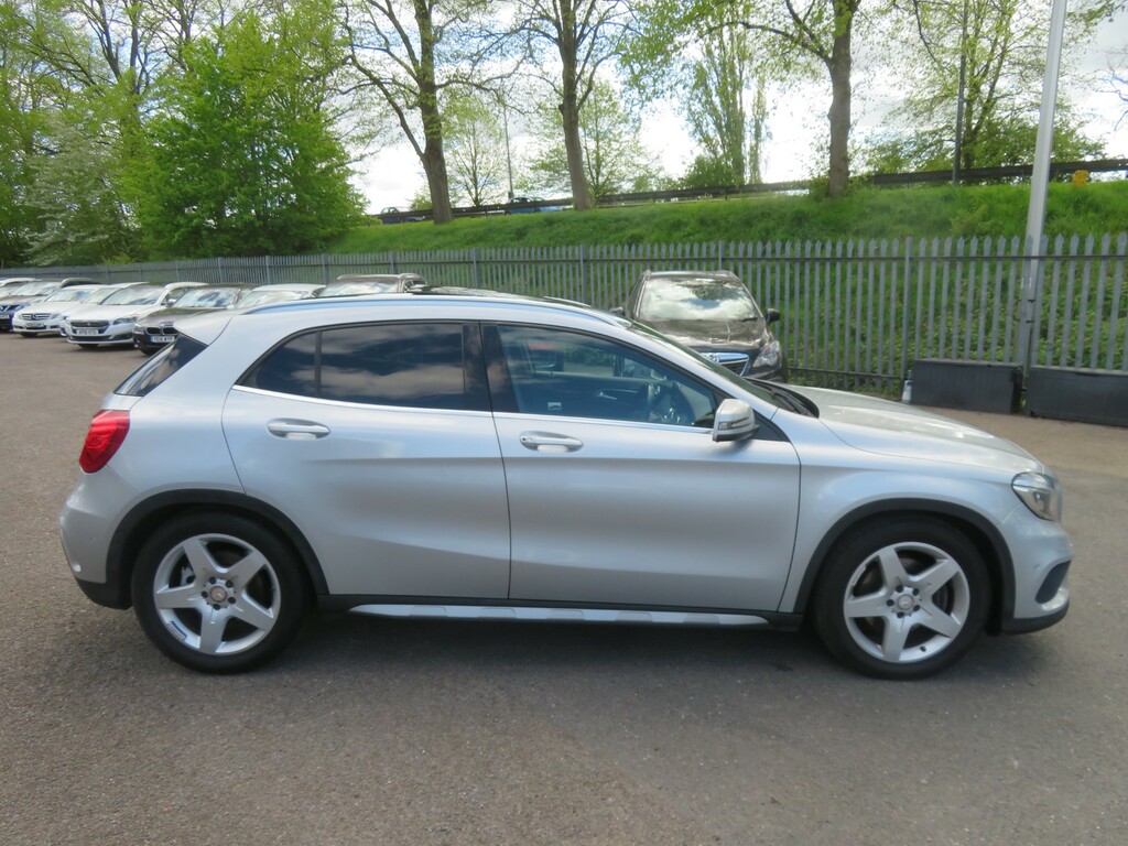 Mercedes-Benz GLA Class Cdi 4Matic Amg Line Premium Plus #3