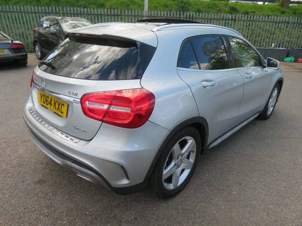Mercedes-Benz GLA Class Cdi 4Matic Amg Line Premium Plus #4